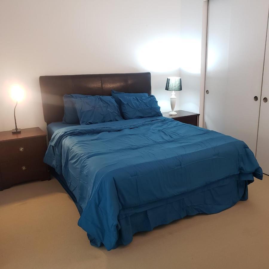 Lovely Guest Entire Apartment Minutes From Ottawa Airport Dış mekan fotoğraf